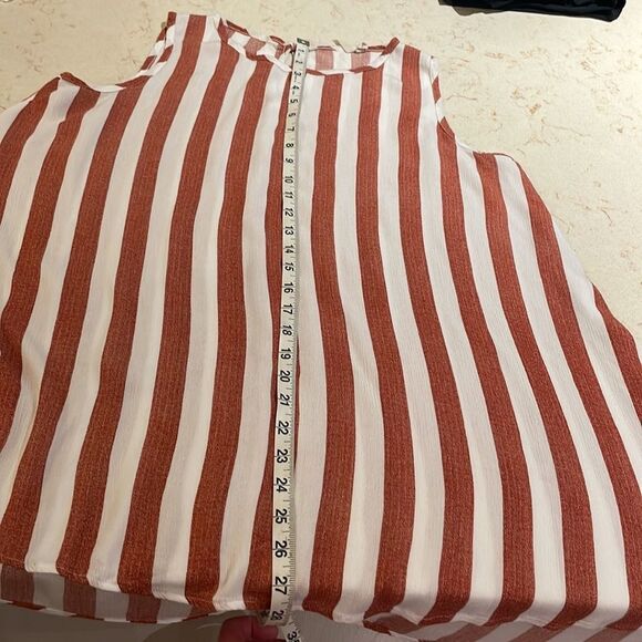 Soft Surroundings sleeveless flowy striped blouse SZ medium - Picture 9 of 9